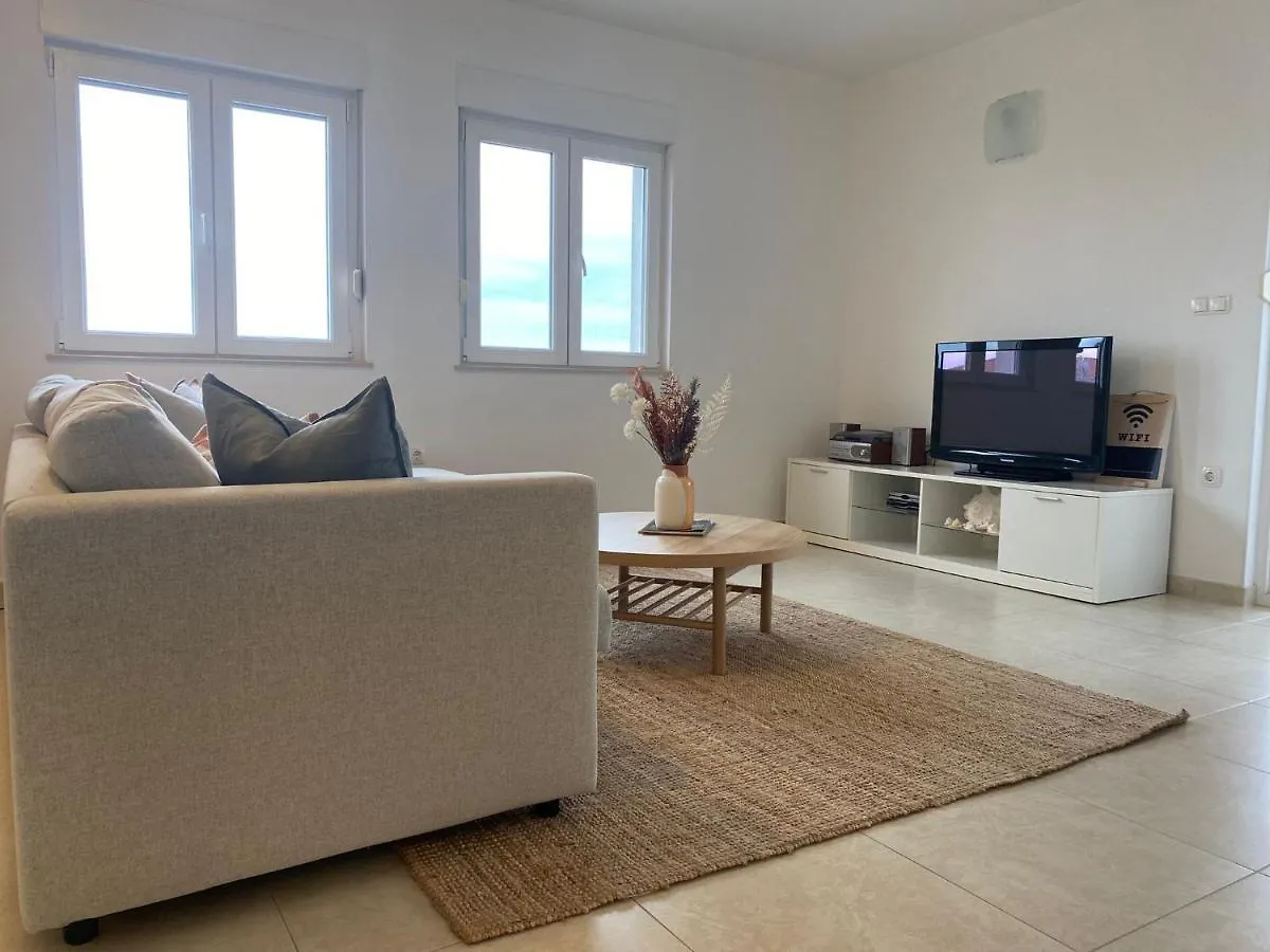 Modern Apartment Near The Sea-Mise Trogir 0*,  Croatia