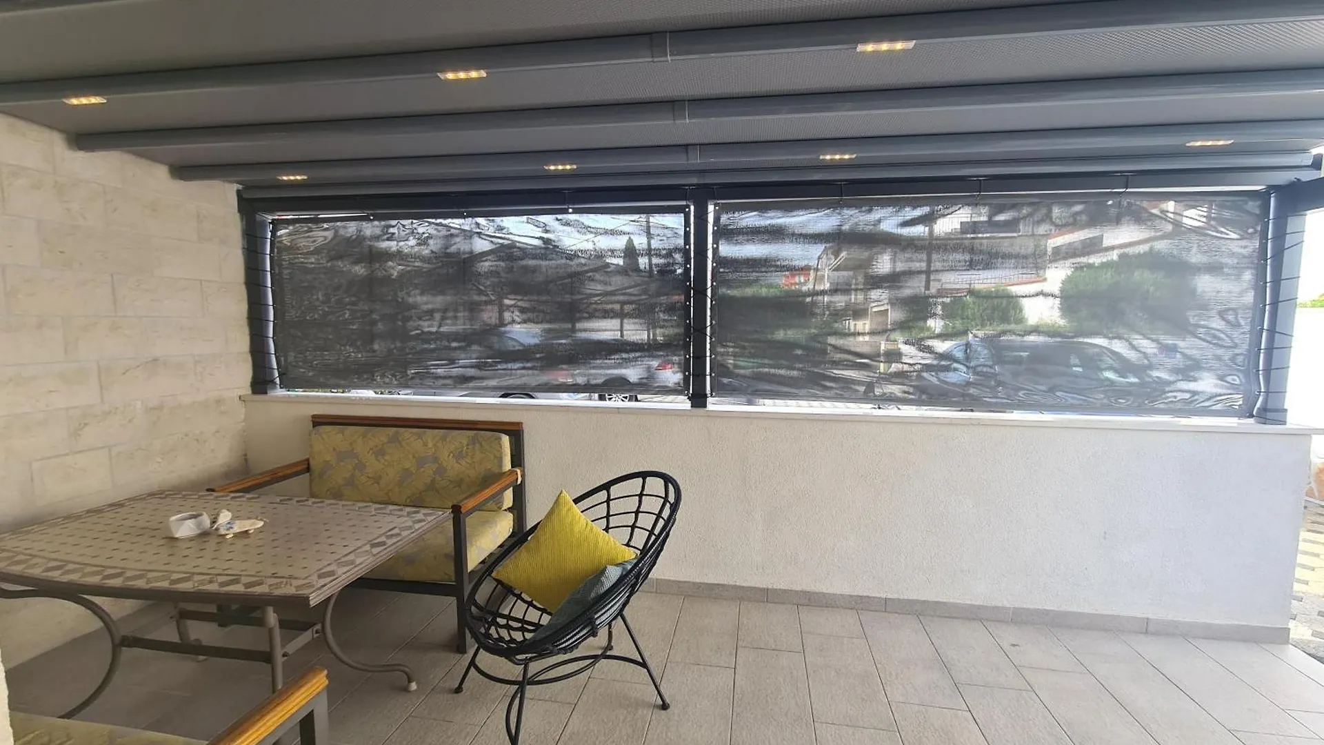Modern Apartment Near The Sea-Mise Trogir