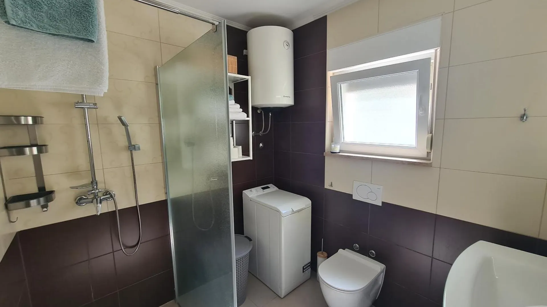 Modern Apartment Near The Sea-Mise Trogir